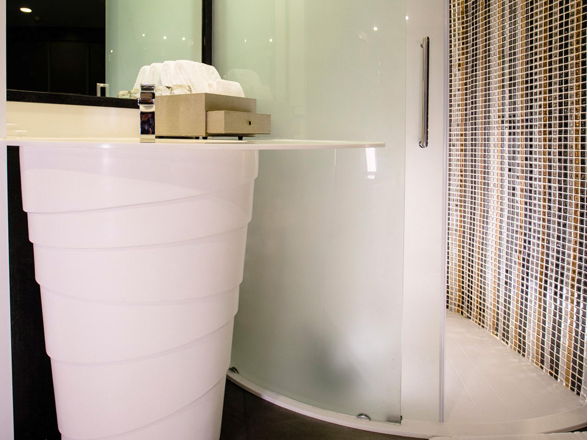 Azure Hotel Pattaja Kültér fotó