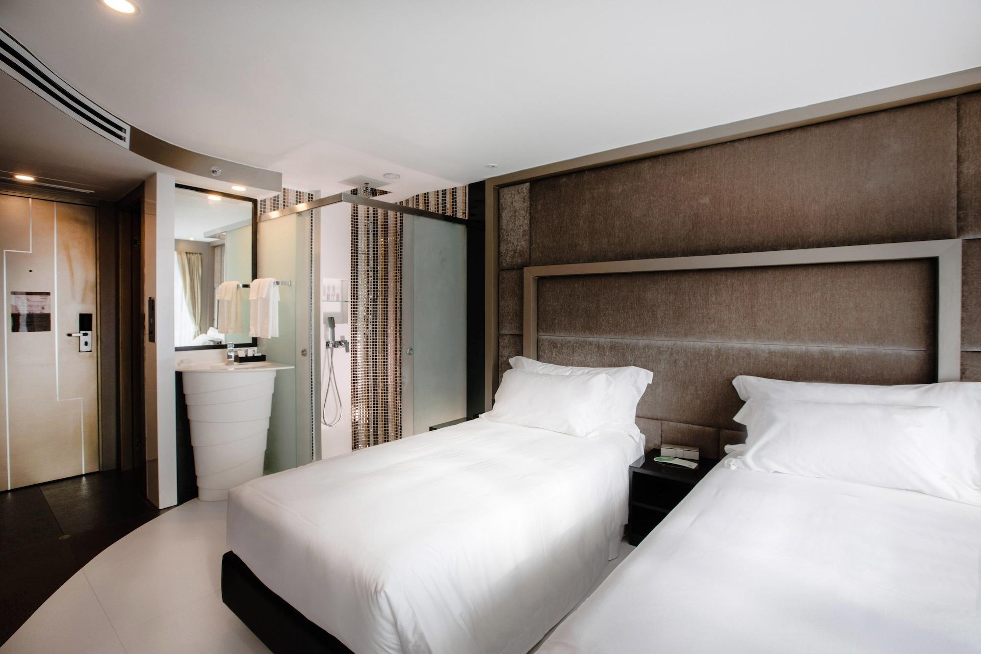 Azure Hotel Pattaja Kültér fotó