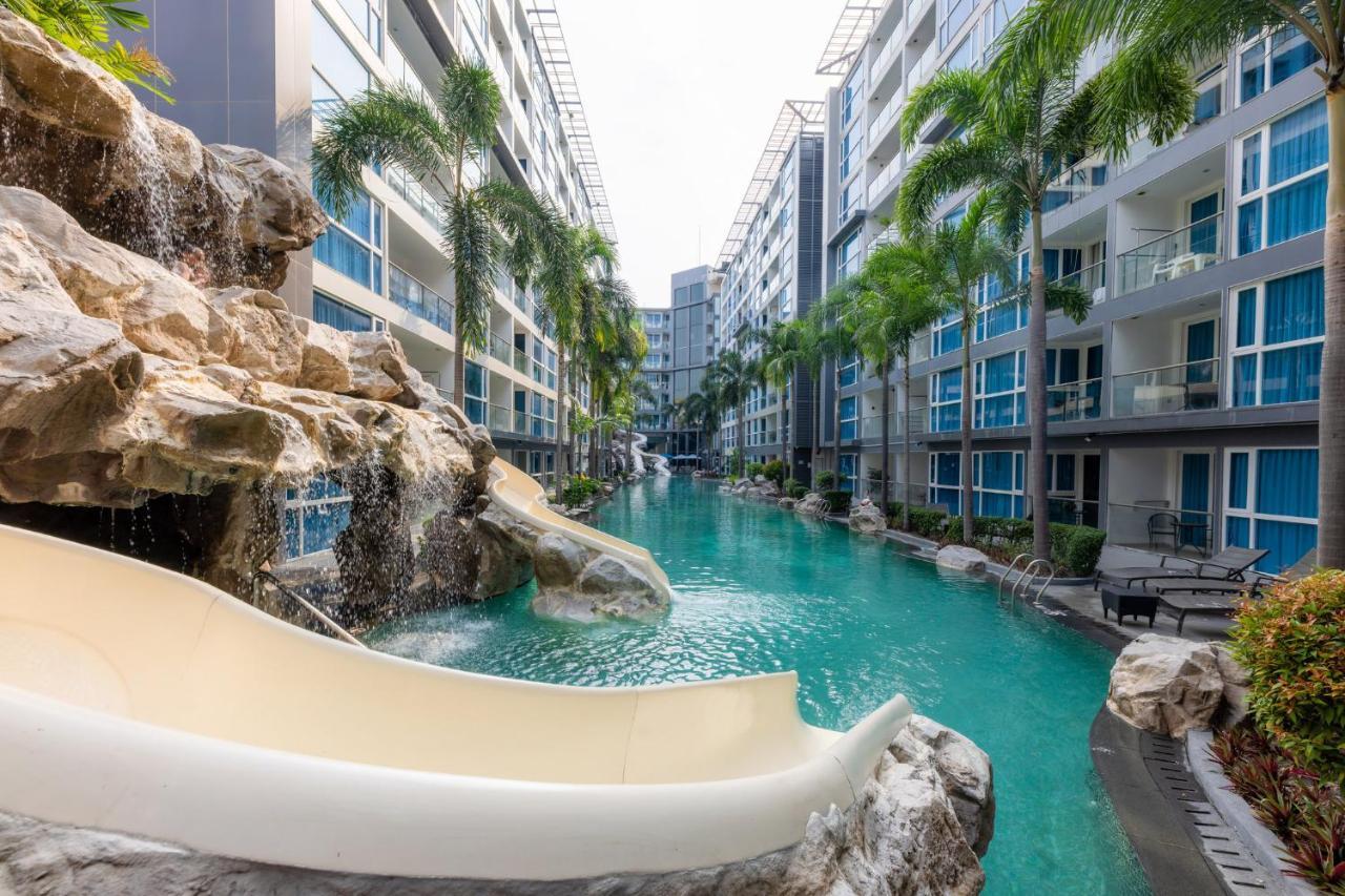 Azure Hotel Pattaja Kültér fotó
